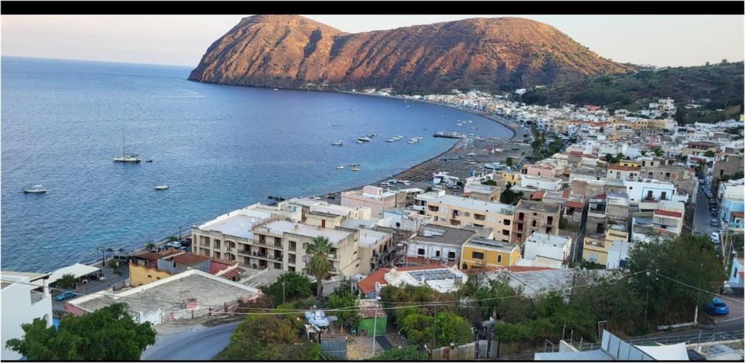 Casa Vacanze Vista Mare Mela B Lipari Kültér fotó